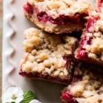 Strawberry Rhubarb Crumb Bars